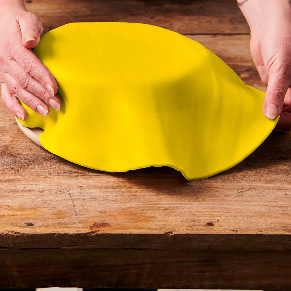 Pâte à sucre étalée 430g jaune Mellow Yellow – Pur D'Eliz